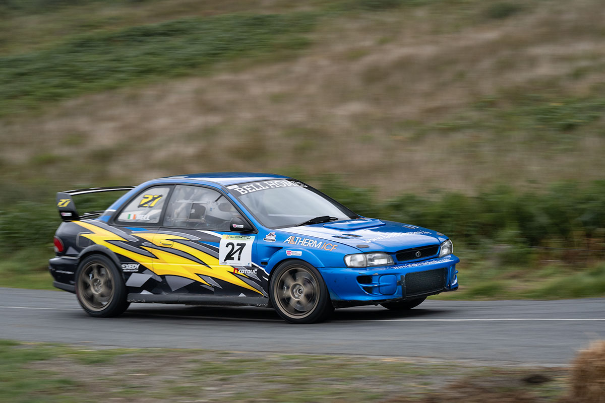 Knockalla-Hillclimb-2026-blue-subaru-panning