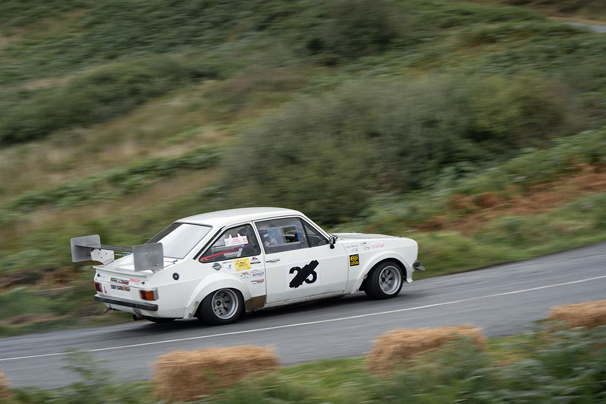 Knockalla-Hillclimb-2026-white-mkII-escort-panning