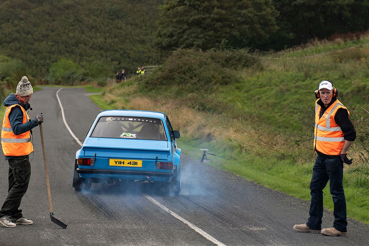 knockalla-hillclimb-lockhart-burnout-2